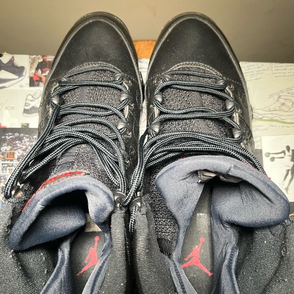 Jordan 9 Bred main image 6
